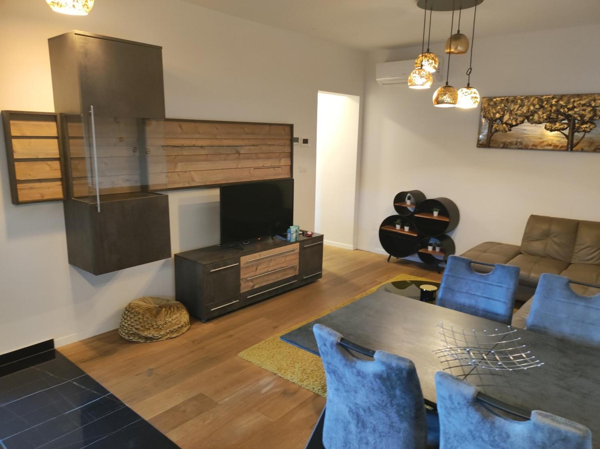 City East Apartment Zagreb With Private Parking מראה חיצוני תמונה