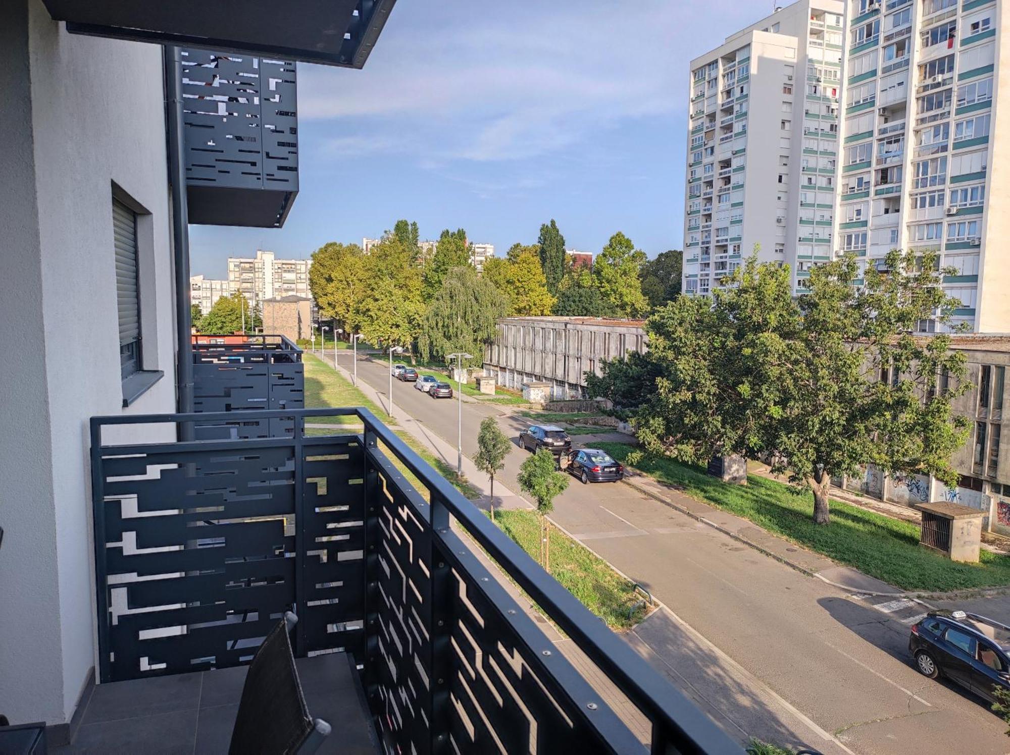 City East Apartment Zagreb With Private Parking מראה חיצוני תמונה